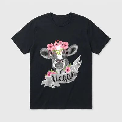 Funny Cow With Flower T-Shirt – Cow with flower crown and "Vegan" banner – Classic T-Shirt in Black
