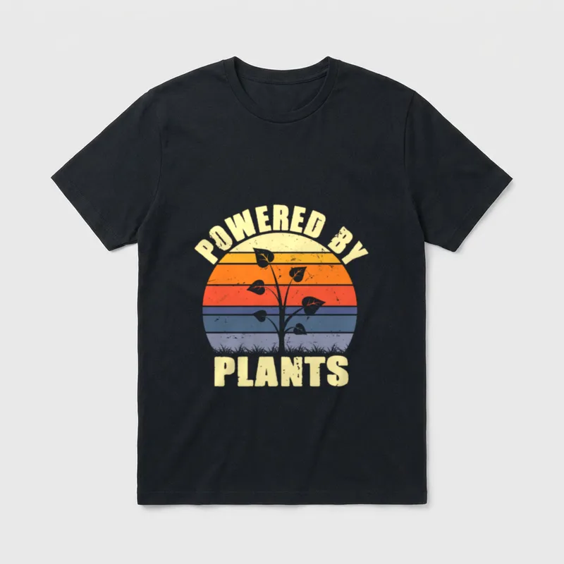 Vintage Powered By Plants T-Shirt – Retro sunset with sprout and text Powered By Plants – Classic T-Shirt in Black