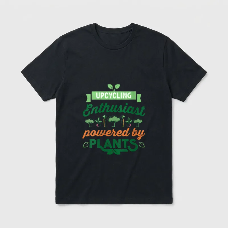 Upcycling Enthusiast powered T-Shirt – Classic T-Shirt in Black