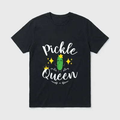 Pickle Queen Dill Women T-Shirt – Classic T-Shirt in Black