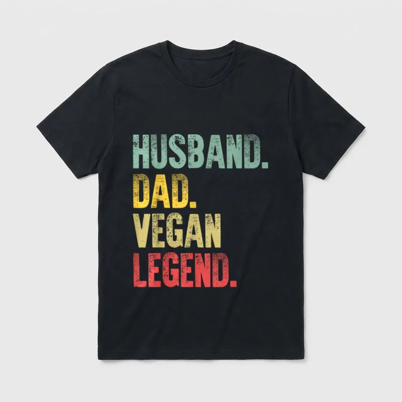 Funny Vintage Husband Dad T-Shirt – HUSBAND. DAD. VEGAN LEGEND. in retro distressed lettering – Classic T-Shirt in Black