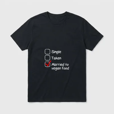 Married to vegan T-Shirt – Checklist graphic with red checkmark next to Married to vegan food text – Classic T-Shirt in Black