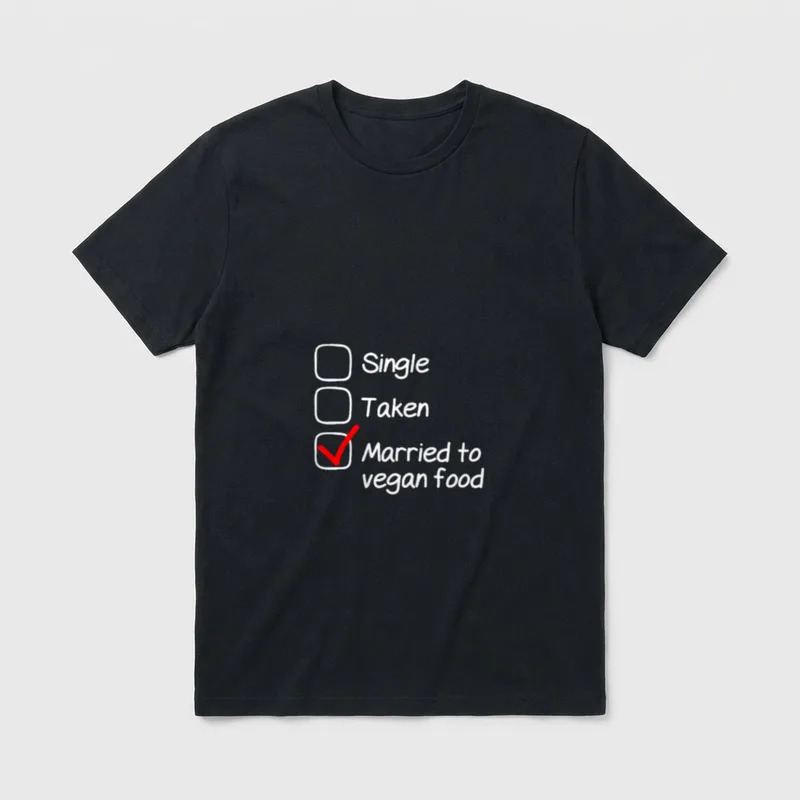Married to vegan T-Shirt – Checklist graphic with red checkmark next to Married to vegan food text – Classic T-Shirt in Black