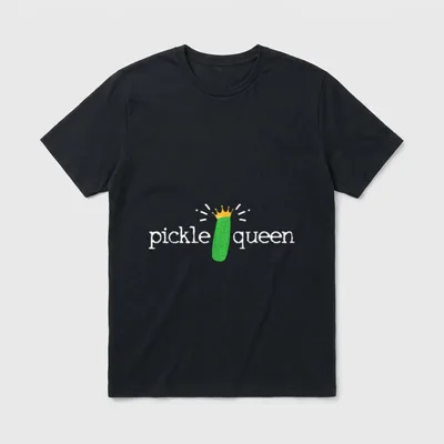 Pickle Queen Cucumber Vegetable T-Shirt – Classic T-Shirt in Black